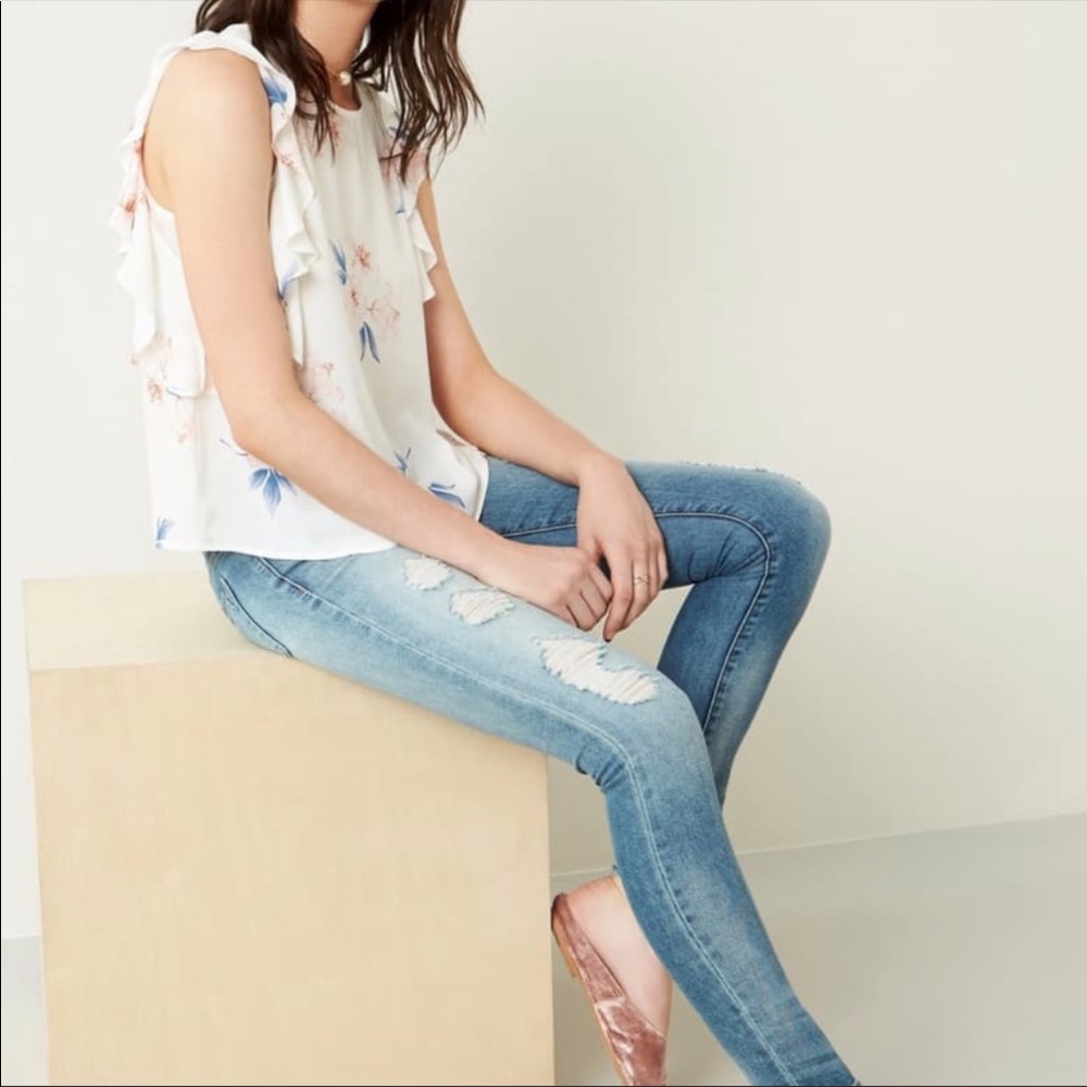 {Lush} Ruffle Cold Shoulder Top